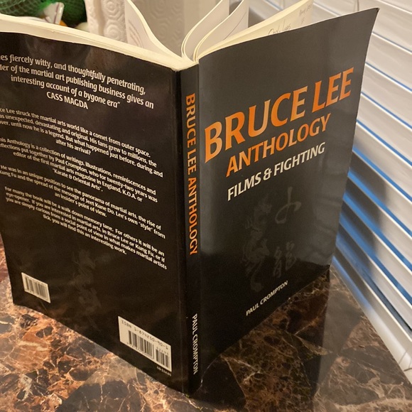 Bruce Lee Anthology Films & Fighting by Paul Crompton 1999 - Picture 14 of 15
